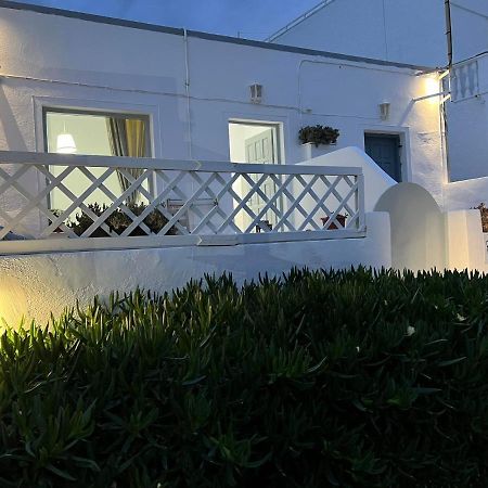 Zolfo Antico Beach Apartment Perissa Exterior foto