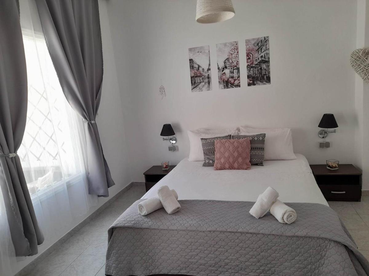 Zolfo Antico Beach Apartment Perissa Exterior foto